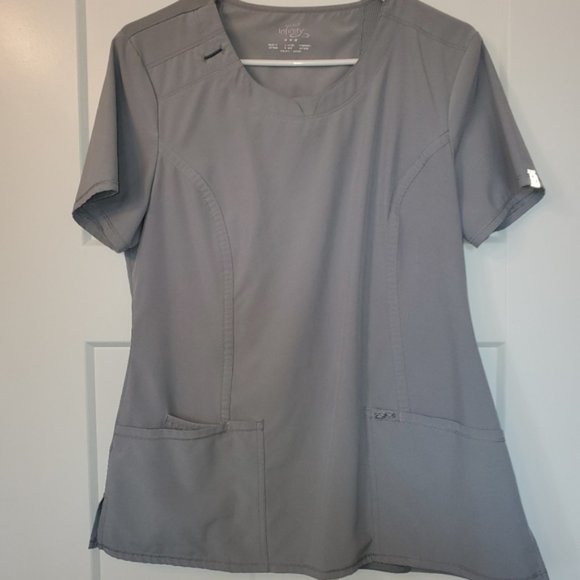 Infinity Antimicrobial Scrub Set - Picture 1 of 2